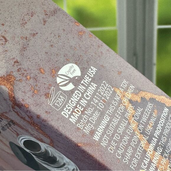 JLB Eyebrow Essentials Kit - Picture 5 of 5